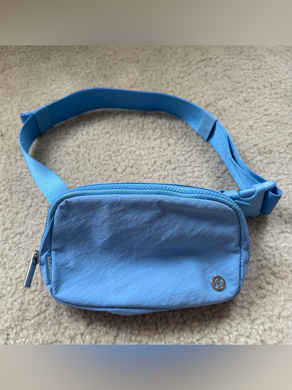 lululemon Everywhere Belt Bag Aero Blue